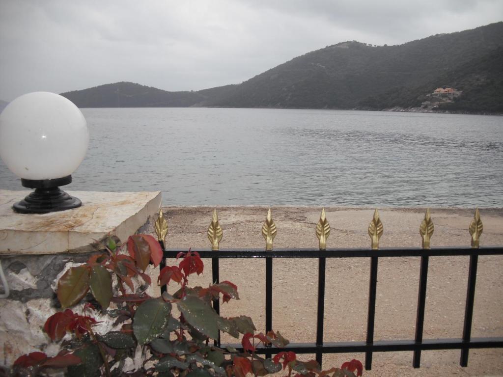 Captain Nick Aparthotel Mikros Gialos Buitenkant foto