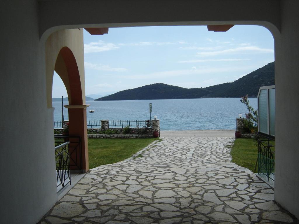 Captain Nick Aparthotel Mikros Gialos Buitenkant foto
