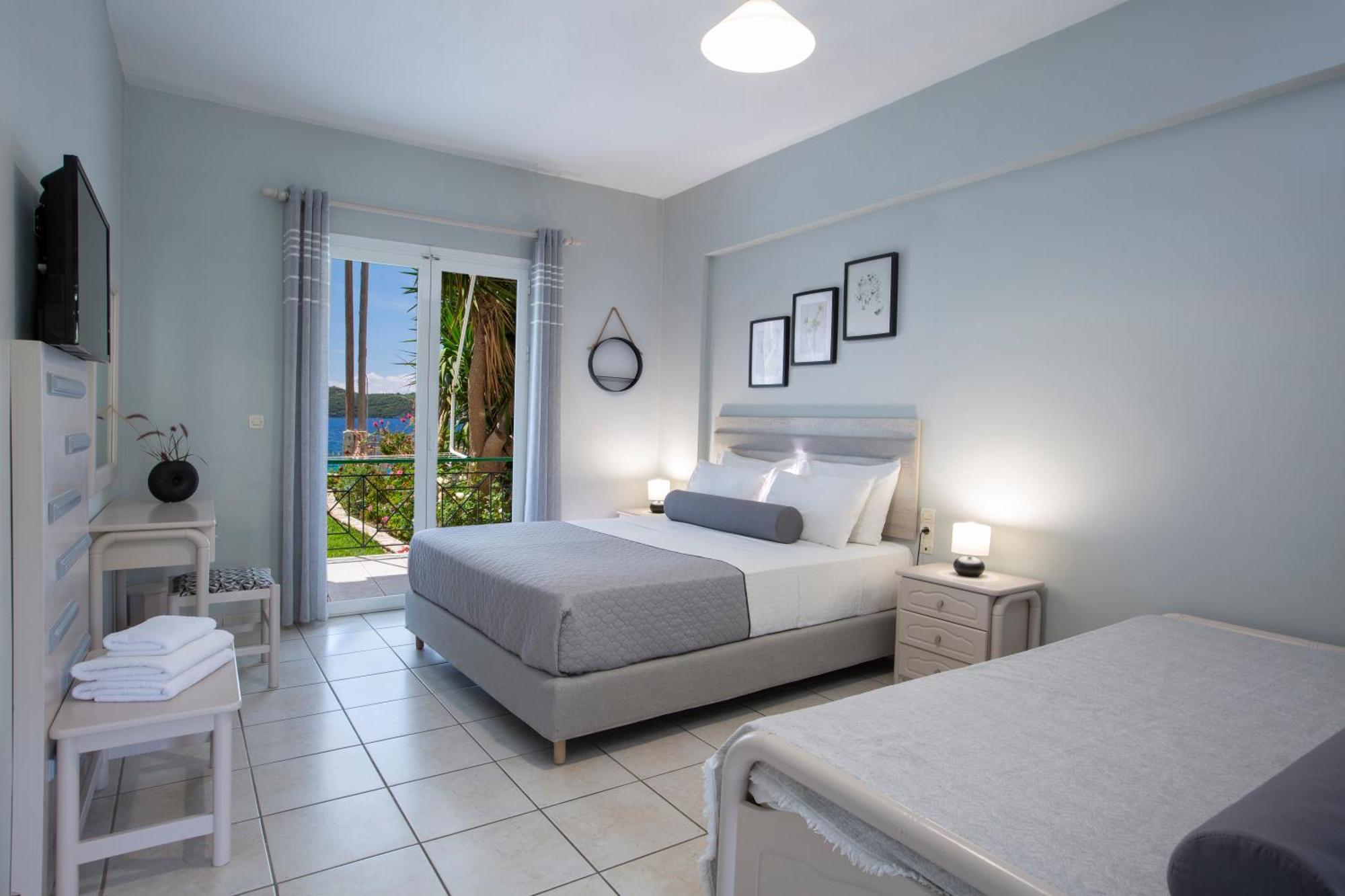 Captain Nick Aparthotel Mikros Gialos Buitenkant foto